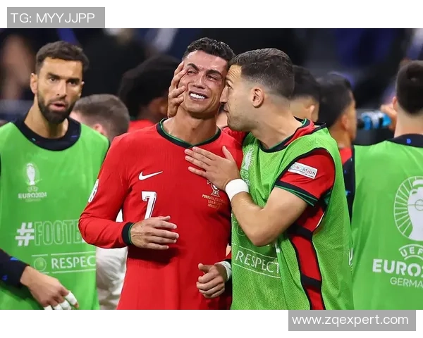 2016年欧洲杯决赛葡萄牙对法国全场精彩回顾与分析